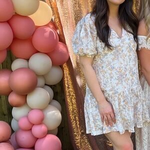 Abercrombie & Fitch Floral Poplin Puff Sleeve V-Neck Mini Dress